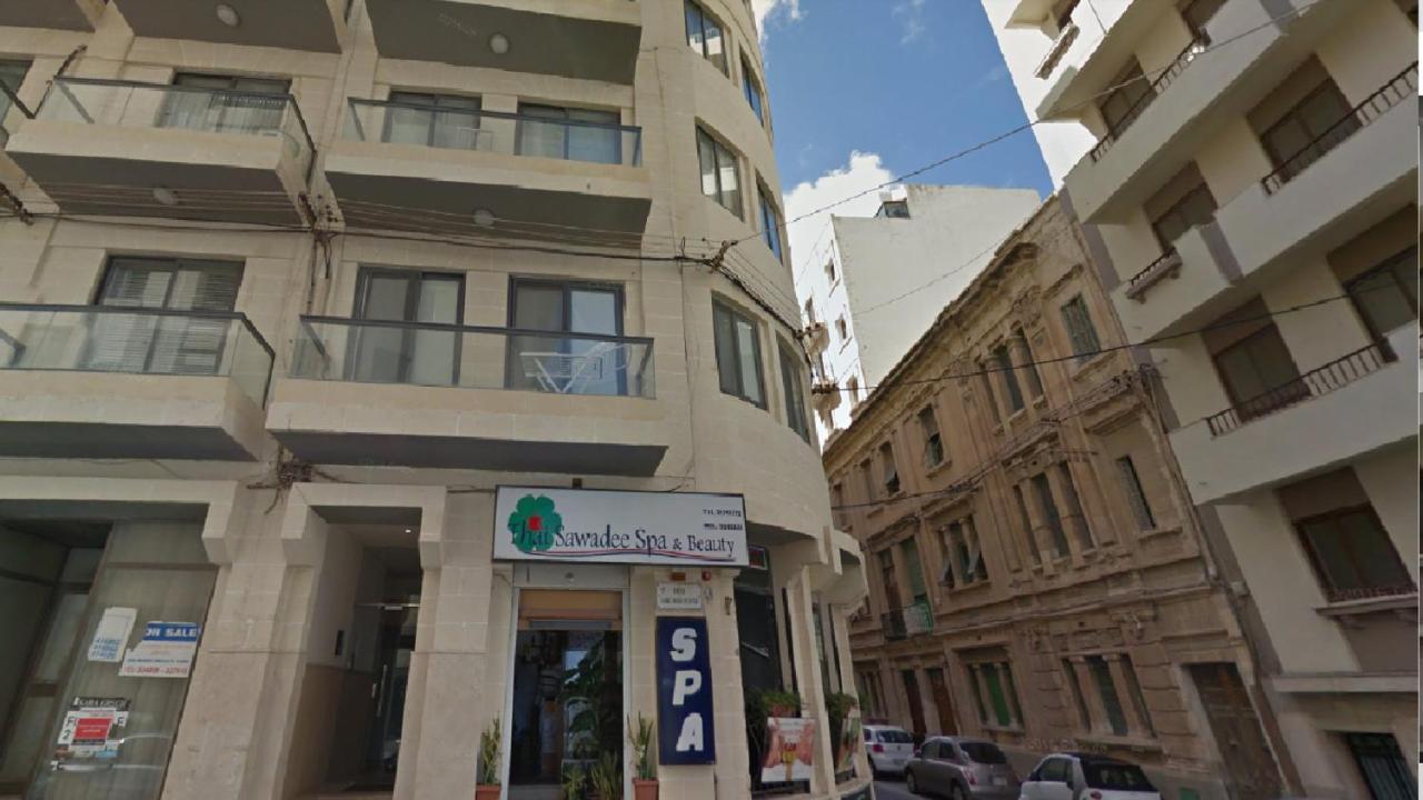 Large Apartment Close To Rocky Beach Mcre1-1 Sliema Exterior photo